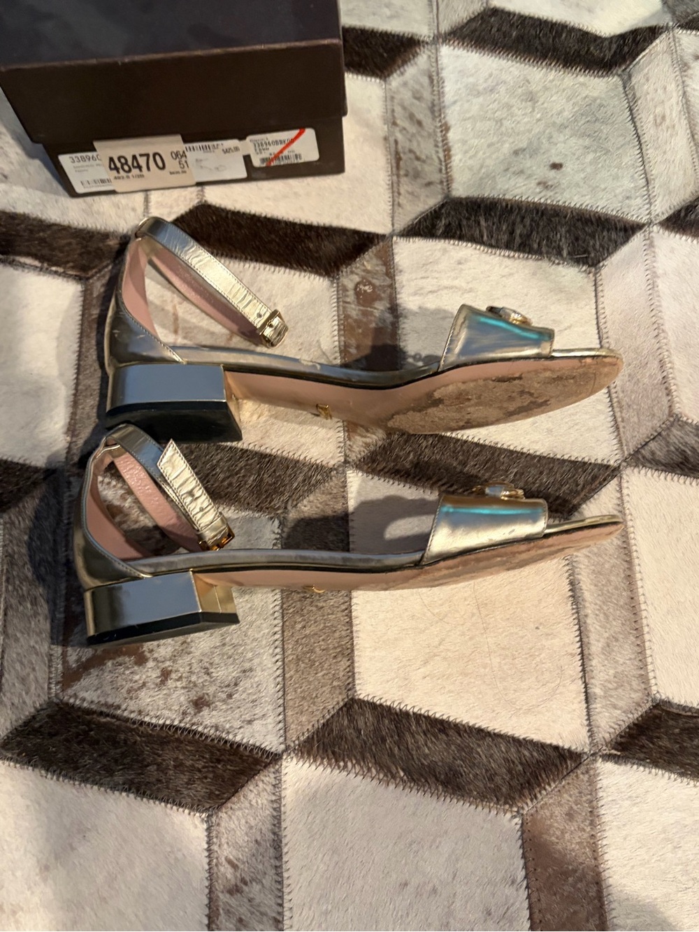 Gucci Metallic Gold Ankle-Strap Leather Sandals 38.5 - Picture 3 of 5